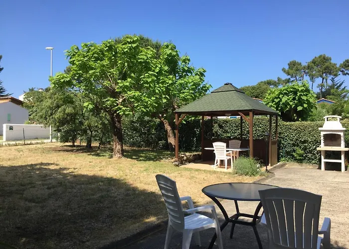 Sejour Relaxant A Grand-village 度假居